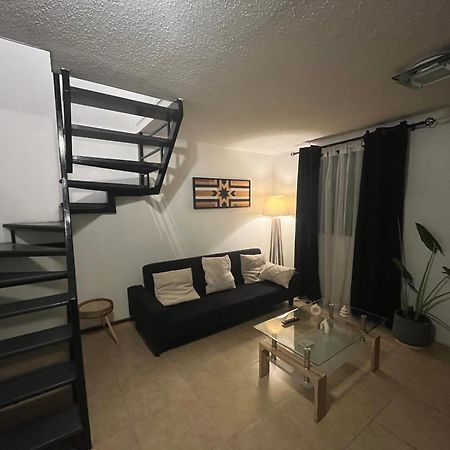 Hostel Tu Espacio Re - Casa II Cerca Del Aeropuerto サンティアゴ エクステリア 写真