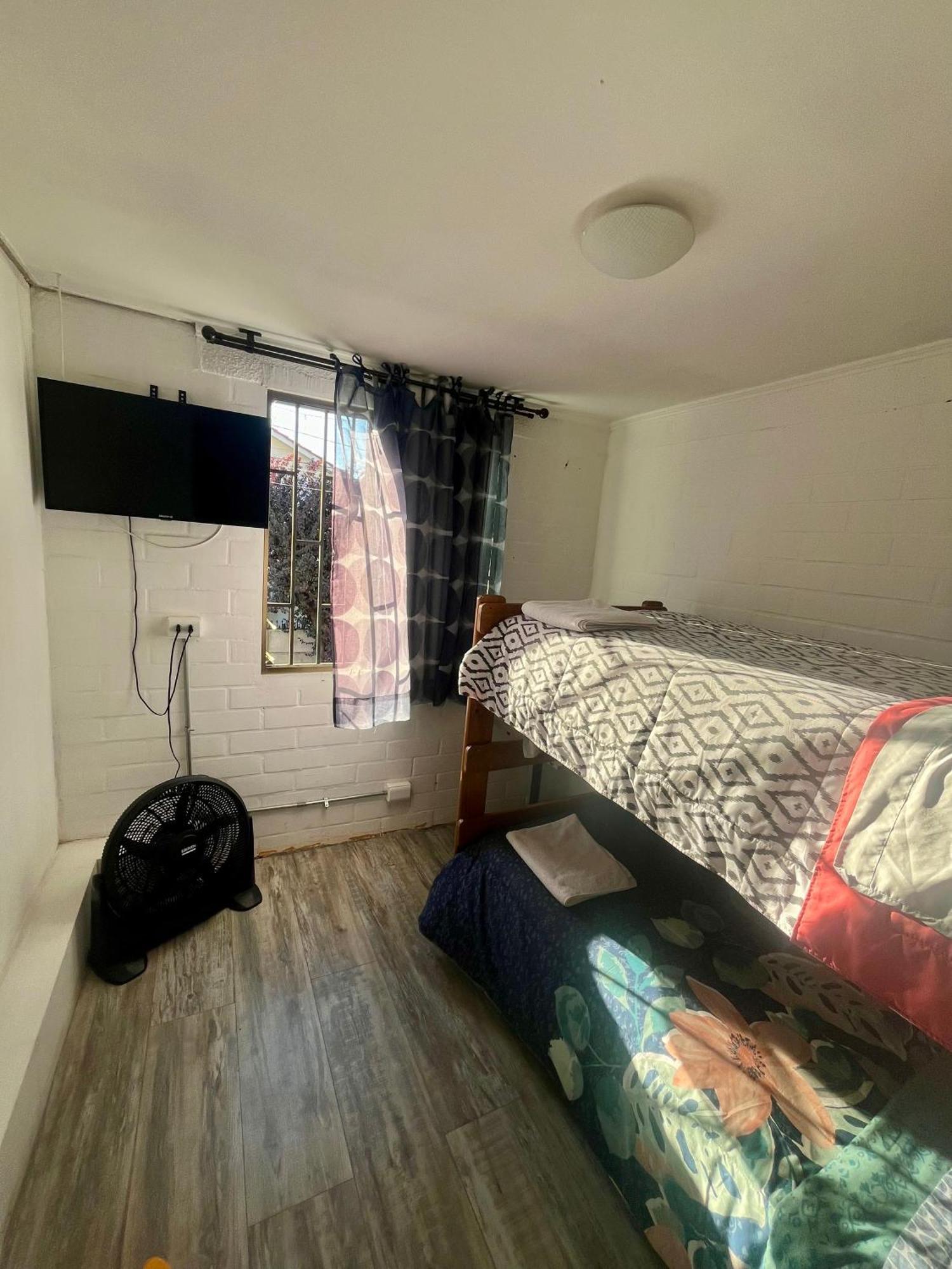 Hostel Tu Espacio Re - Casa II Cerca Del Aeropuerto サンティアゴ エクステリア 写真